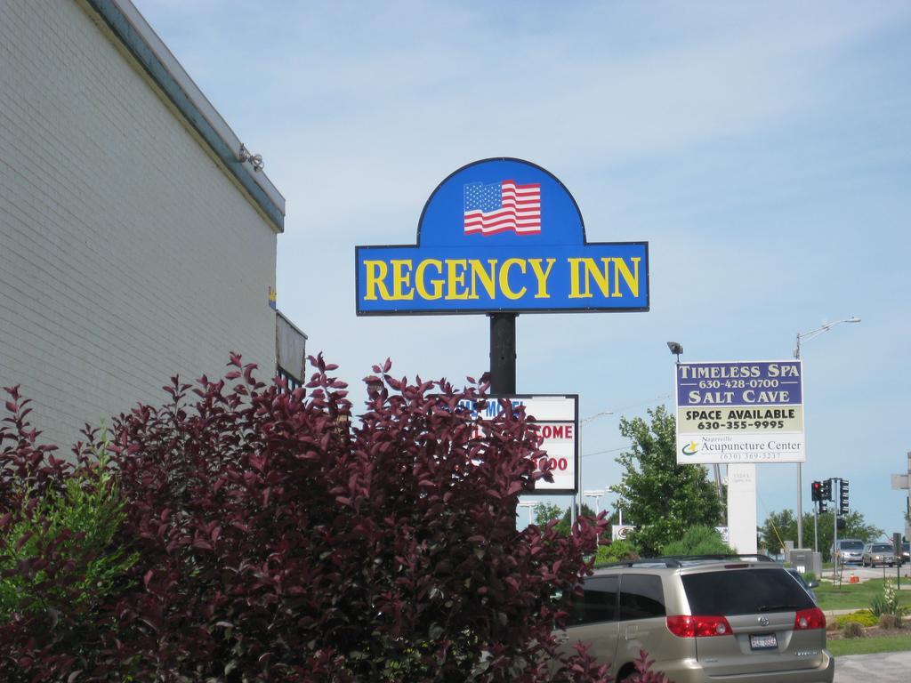 Regency Inn Of Naperville Eksteriør billede