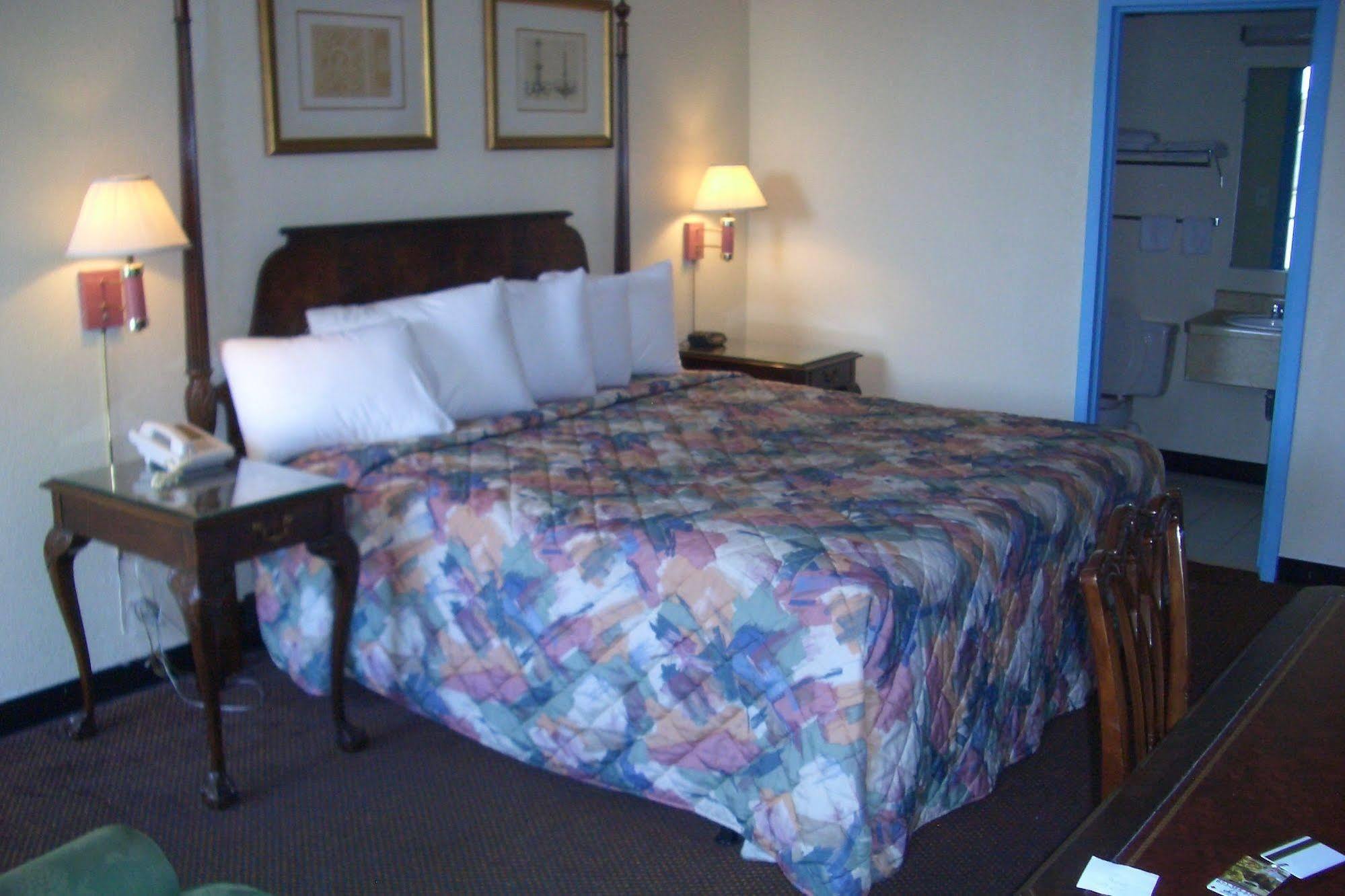Regency Inn Of Naperville Eksteriør billede